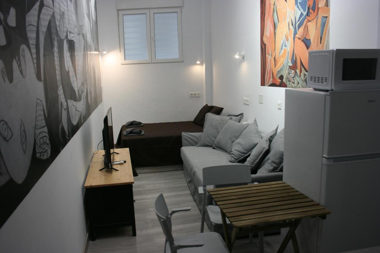 Golondrinas De Malaga "Apartamentos Con Mucho Arte" Y Terraza Solarium En Coliving Ngoại thất bức ảnh