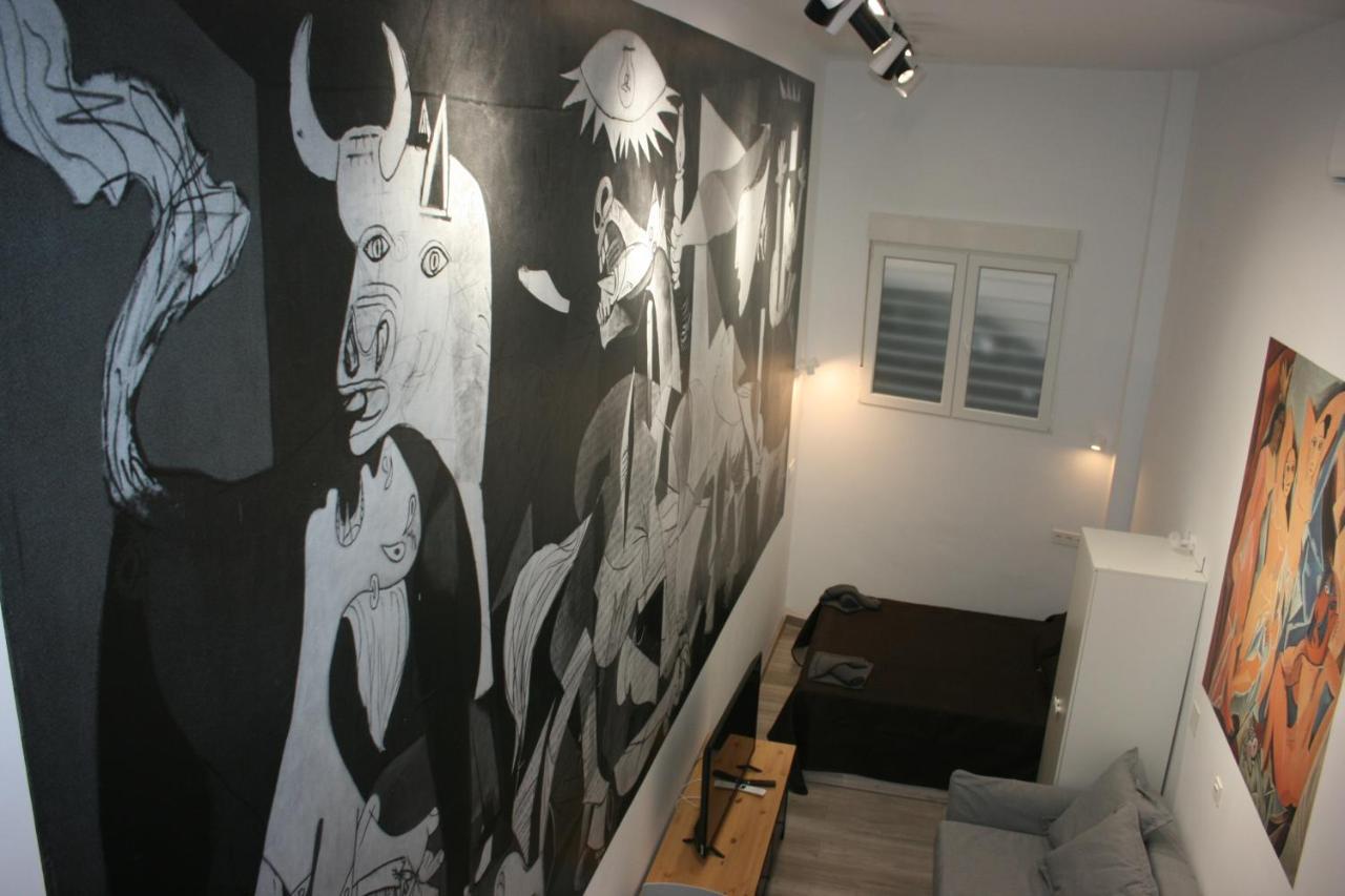 Golondrinas De Malaga "Apartamentos Con Mucho Arte" Y Terraza Solarium En Coliving Ngoại thất bức ảnh