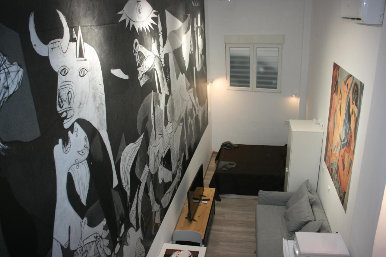 Golondrinas De Malaga "Apartamentos Con Mucho Arte" Y Terraza Solarium En Coliving Ngoại thất bức ảnh