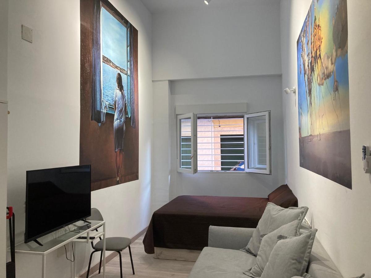 Golondrinas De Malaga "Apartamentos Con Mucho Arte" Y Terraza Solarium En Coliving Ngoại thất bức ảnh