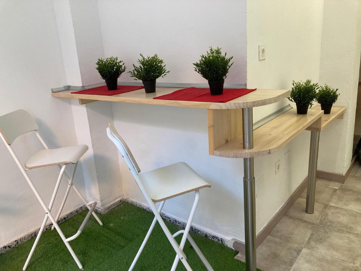 Golondrinas De Malaga "Apartamentos Con Mucho Arte" Y Terraza Solarium En Coliving Ngoại thất bức ảnh