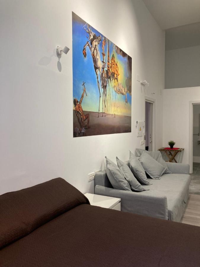 Golondrinas De Malaga "Apartamentos Con Mucho Arte" Y Terraza Solarium En Coliving Ngoại thất bức ảnh