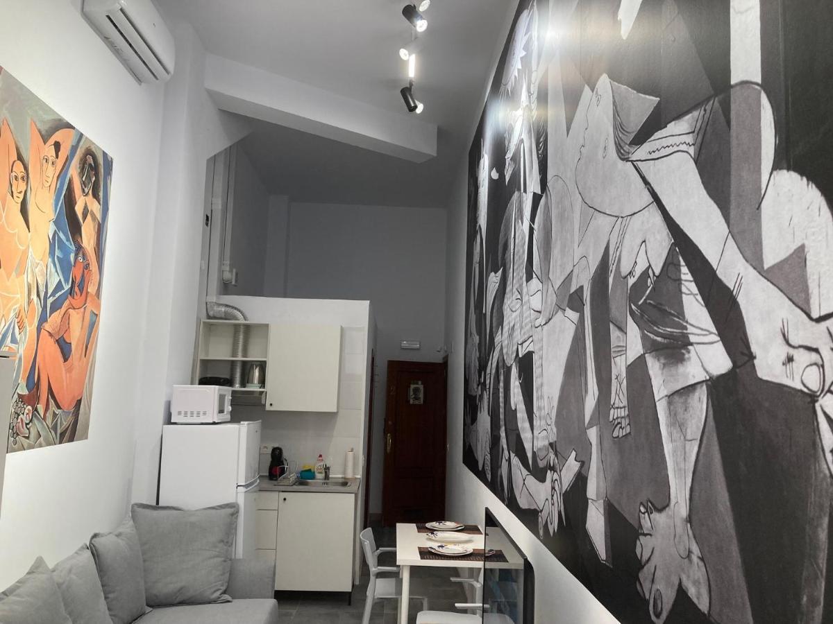 Golondrinas De Malaga "Apartamentos Con Mucho Arte" Y Terraza Solarium En Coliving Ngoại thất bức ảnh
